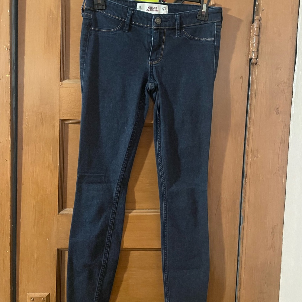 Hollister Low Rise Dark Wash Jean Leggings